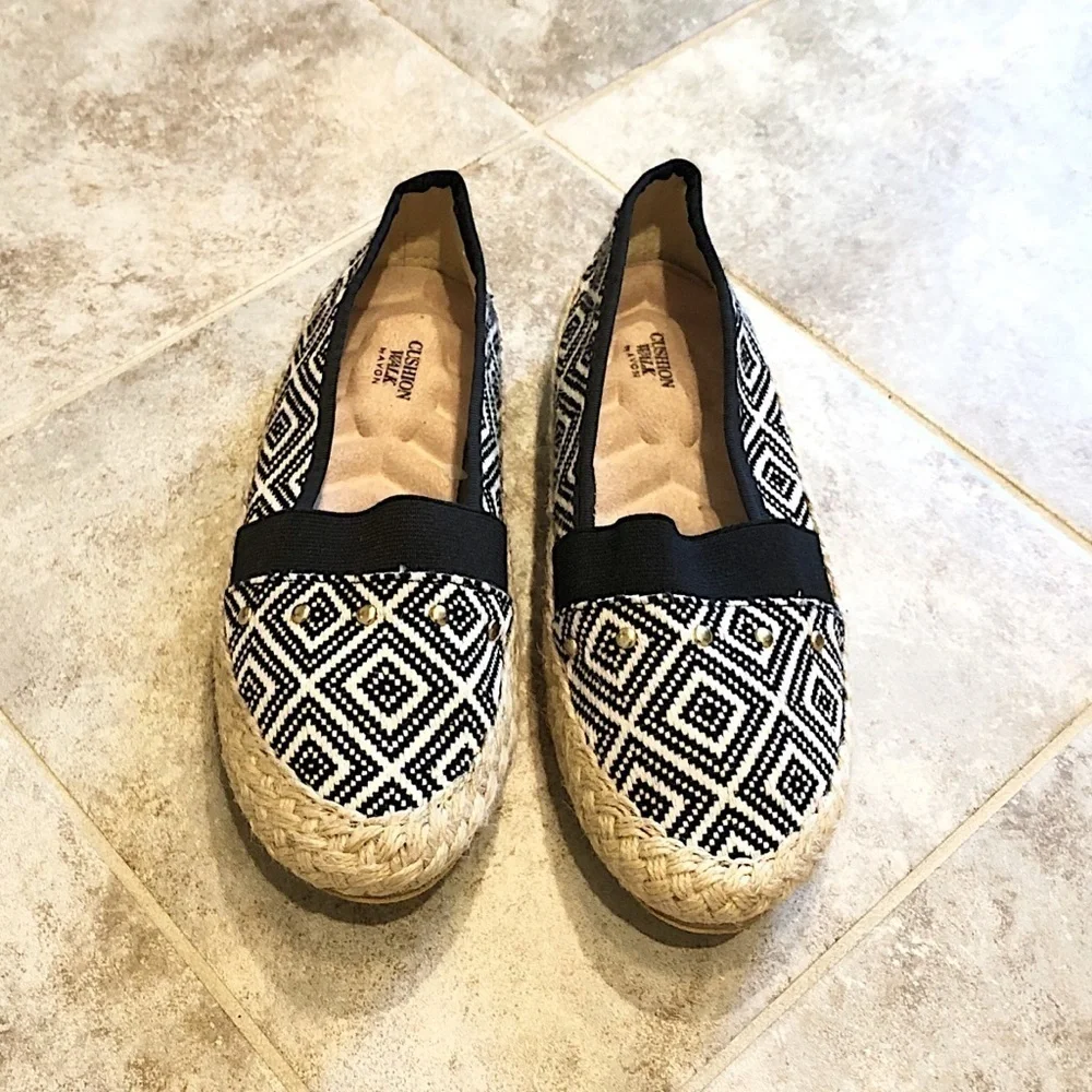 🆕 Avon Cushion Walk canvas studded espadrill…